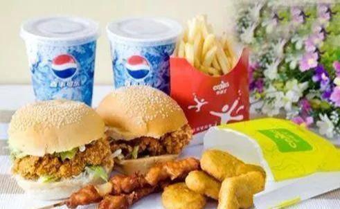 肯德基和华莱士哪个更便宜更好吃,肯德基好吃还是华莱士汉堡好吃