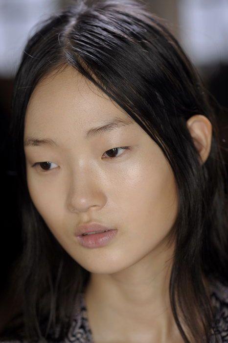 遮盖黑眼圈痘印斑点,黑眼圈毛孔大法令纹深怎么办