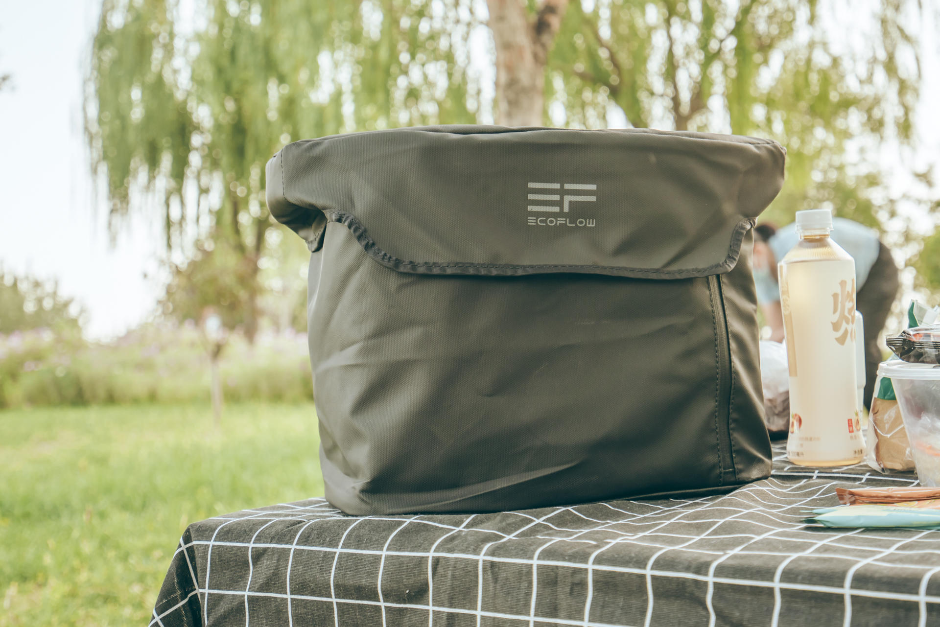 正浩户外电源的太阳能板有用吗,正浩户外电源与太阳能板