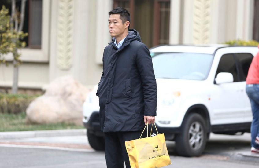 无缘欧洲冠军的现役足坛巨星,无缘国家队的队员