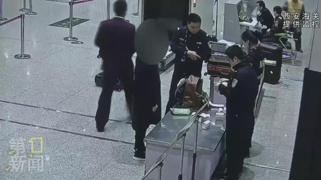 手脚共戴8块名表！留学生带35万奢侈品入境，涉嫌偷*税逃**款10余万