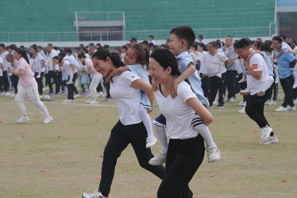 庆六一少儿篮球比赛洛阳,庆六一幼儿园亲子运动会报道