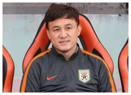 高大中锋打法和思路,高大中锋踢法