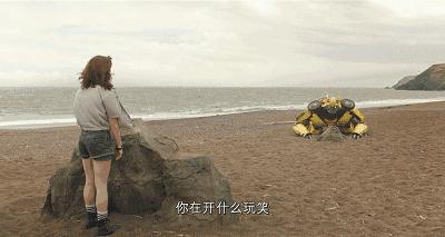 上映首日获得单日票房第一的佳绩,大黄蜂最新上映消息