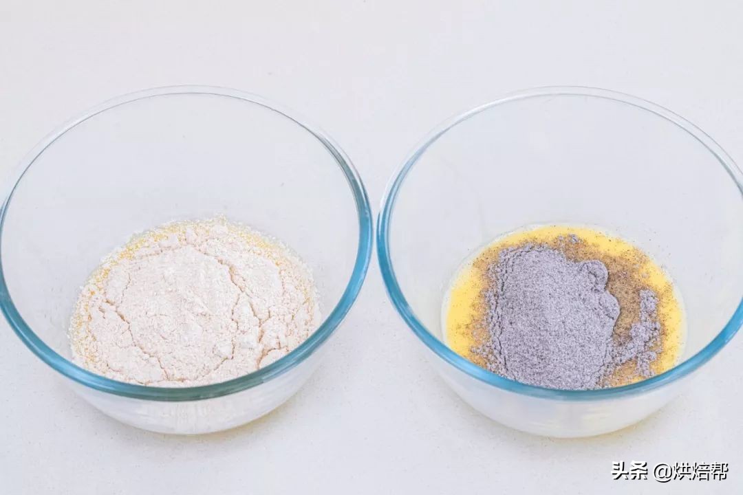 简单蛋糕做法不用牛奶和低筋面粉,1斤面粉加多少鸡蛋和牛奶做蛋糕