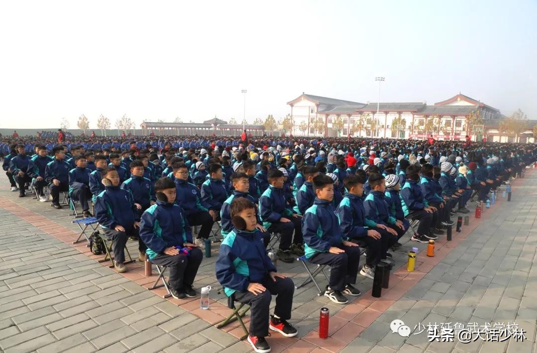 经典润心灵书香溢校园朗诵演讲稿,朗诵书香伴我成长演讲优秀视频