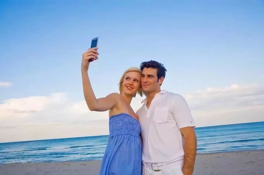 手机和相机相比最大的区别在哪里,出去旅游带相机好还是手机好