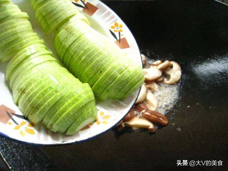 家常菜100道葫芦瓜简单炒菜,西葫芦瓜做菜的视频家常菜