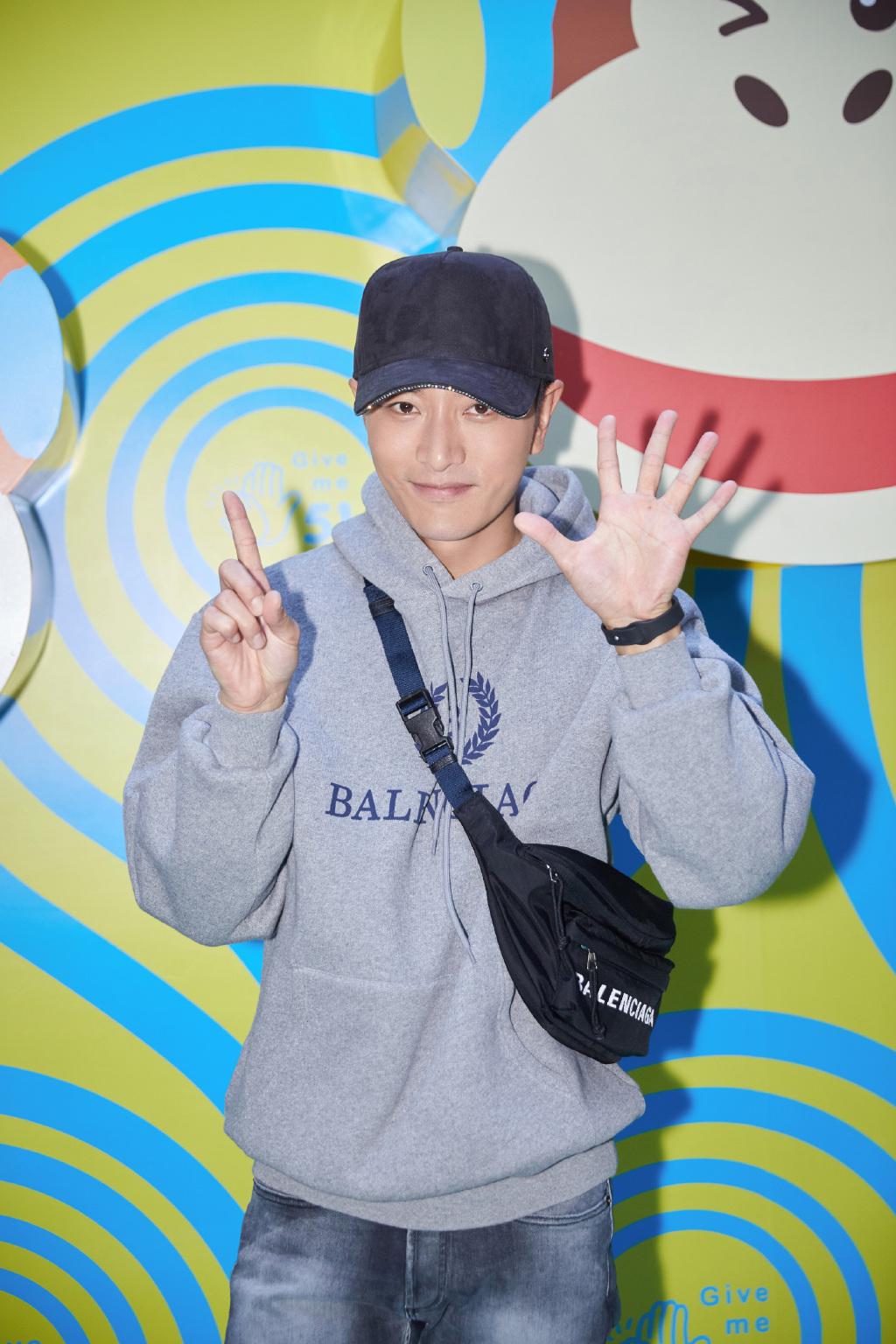 李小璐贾乃亮短发,李小璐贾乃亮销量