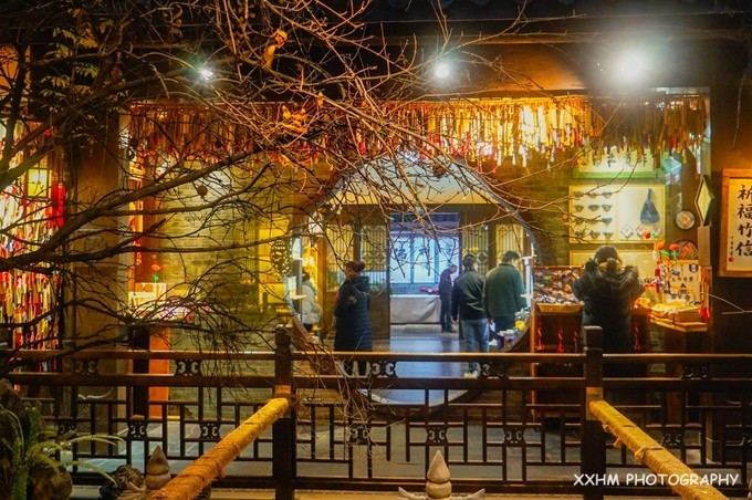 成都本地人去的最好吃的美食,中国姑娘吃成都美食