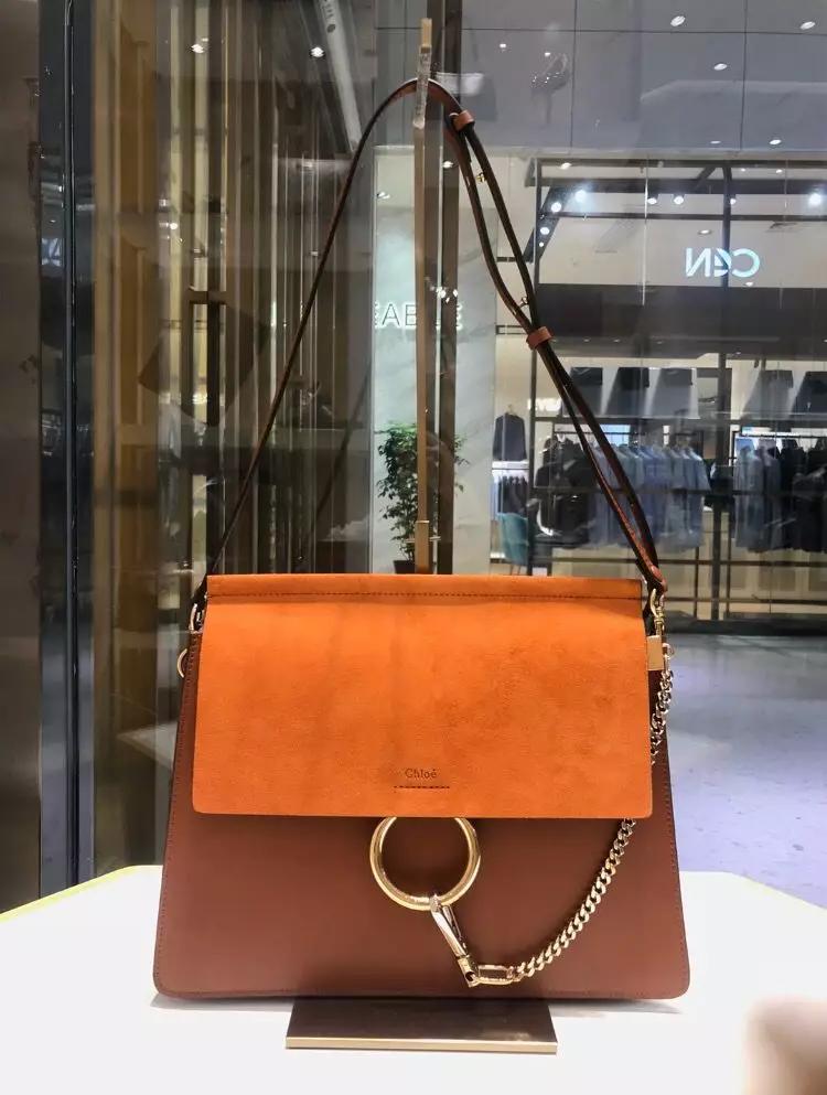 娜扎穿衣搭包包,30多个包包