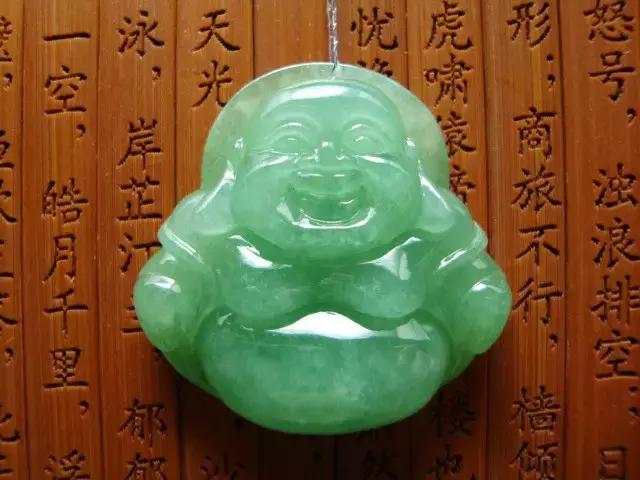 翡翠史上最有名的五件翡翠,翡翠十大色种介绍