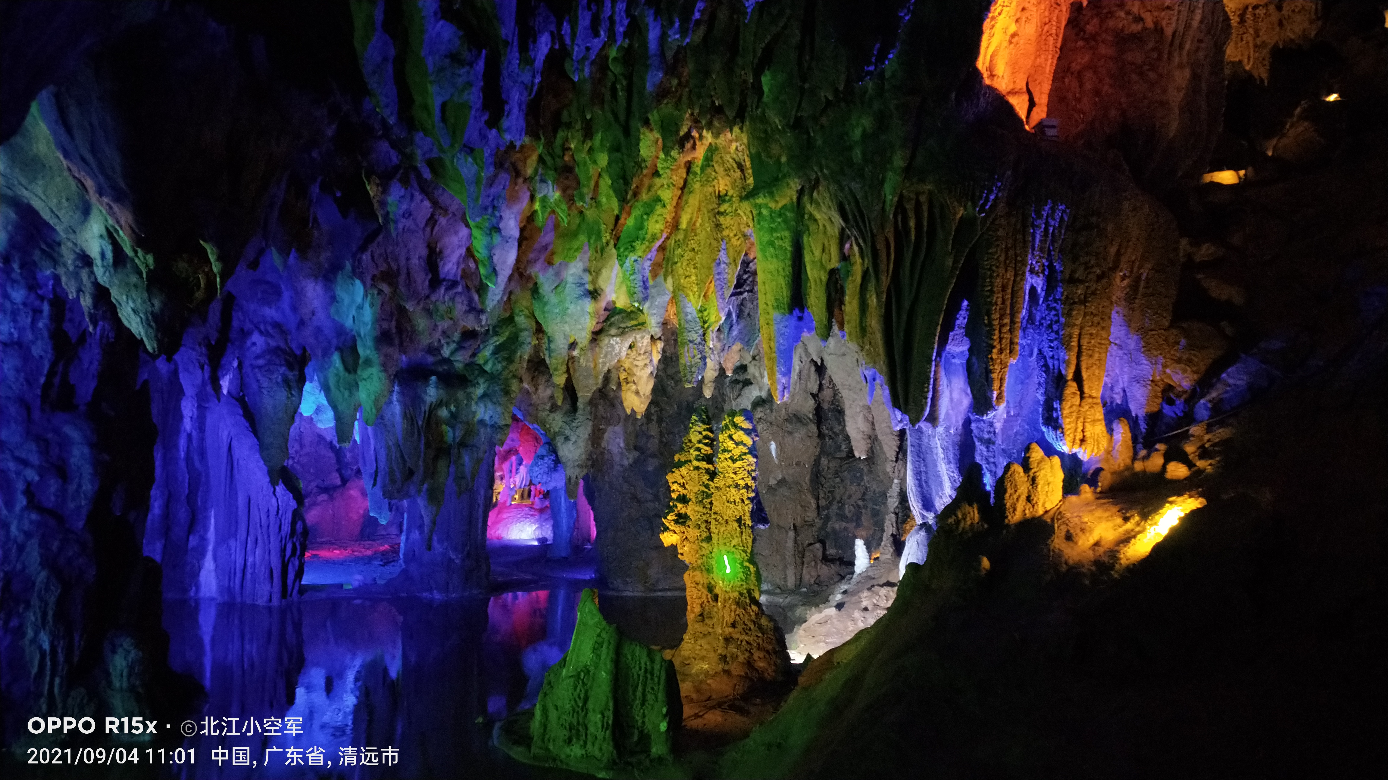 宝晶宫洞,探秘宝石矿洞