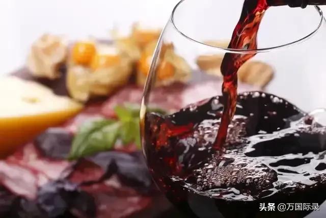 过期变质红酒怎么处理最好,红酒变质喝了会怎样