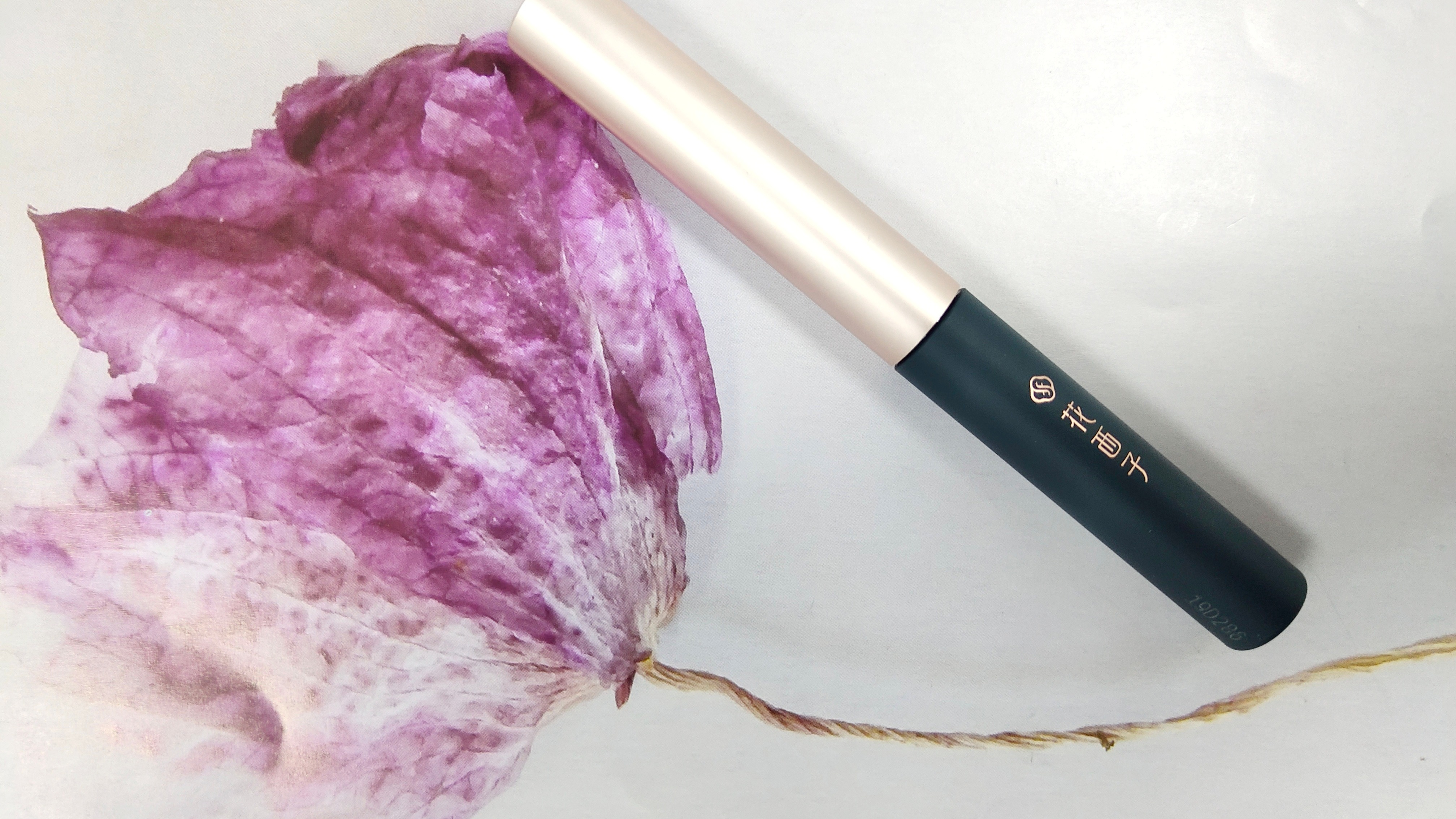 怎么样的睫毛膏好,火烈鸟和bob哪个睫毛膏好用