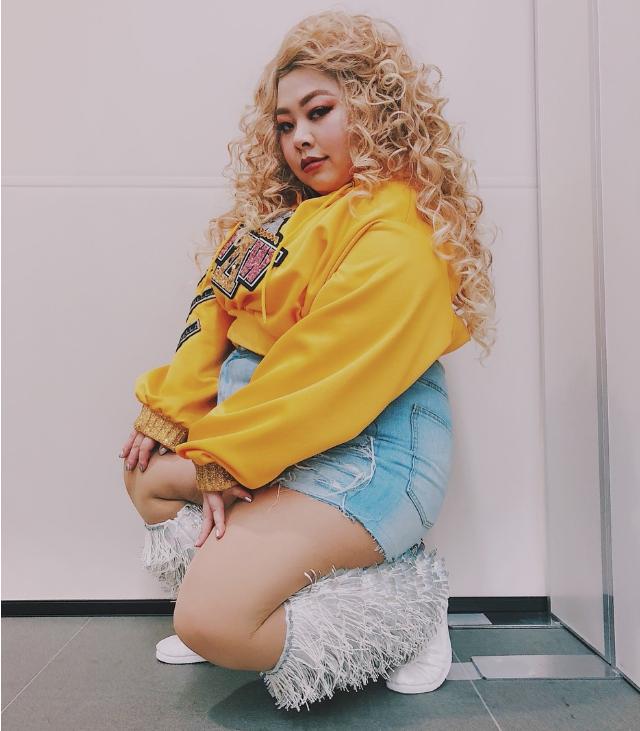 200斤渡边直美真绝!不瘦身不修图却没人说“丑”,会穿可真牛