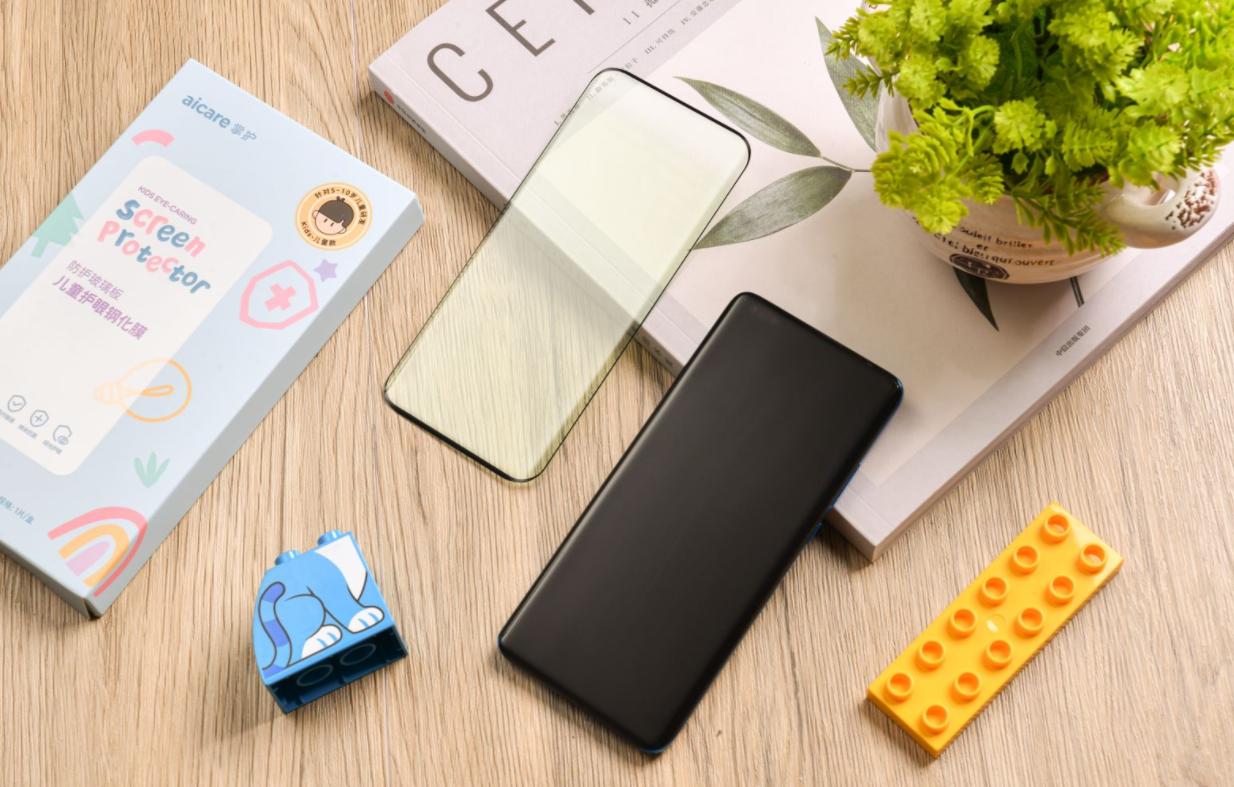 手机镀膜和钢化膜哪个耐摔,手机钢化膜高清好还是防窥好