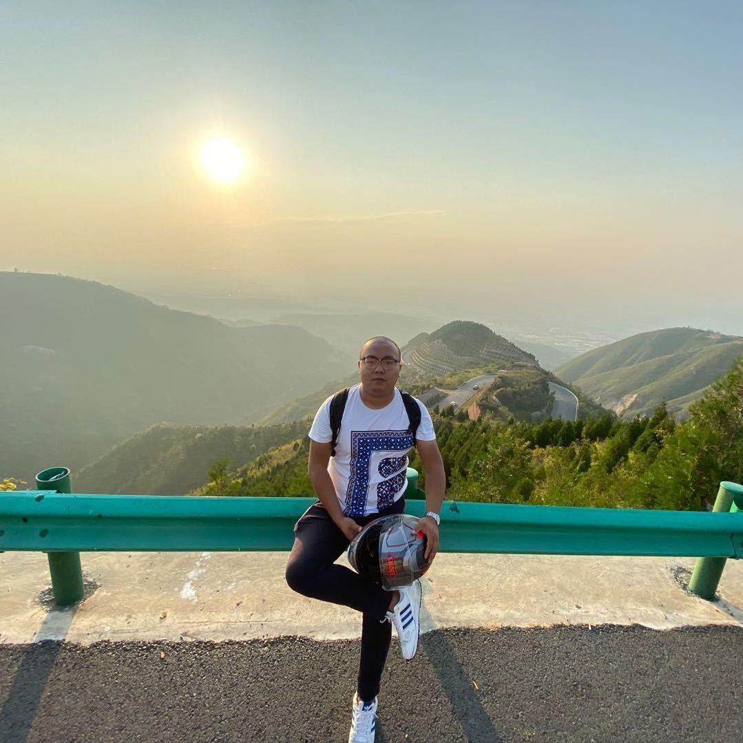 金甲武士抖音,抖音很火的金甲武士