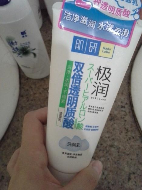 超好用洗面奶排名前十图片,超好用的洗面奶测评视频