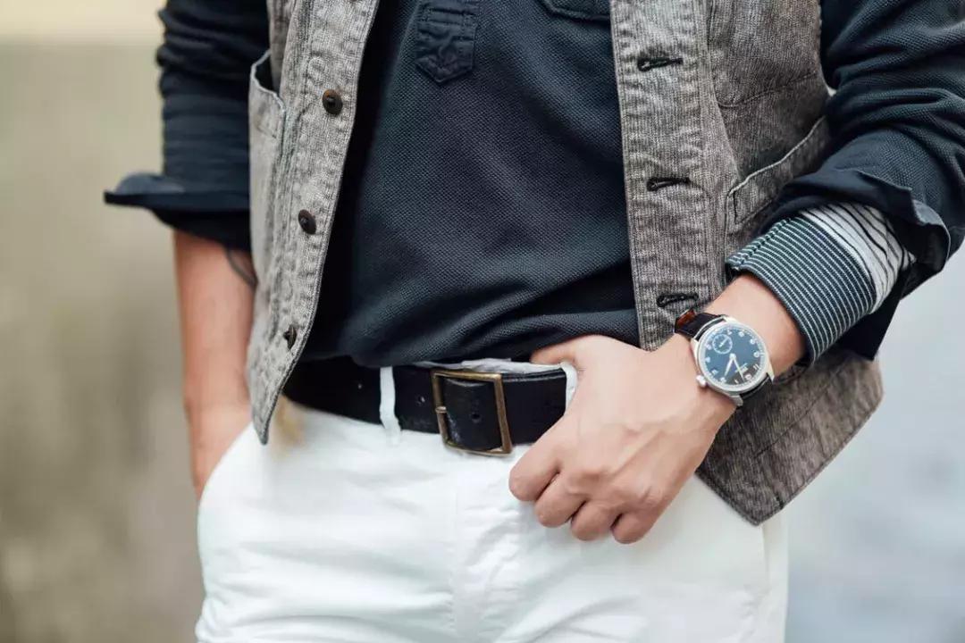 男士应该选择什么腰带,男士目前比较流行的腰带