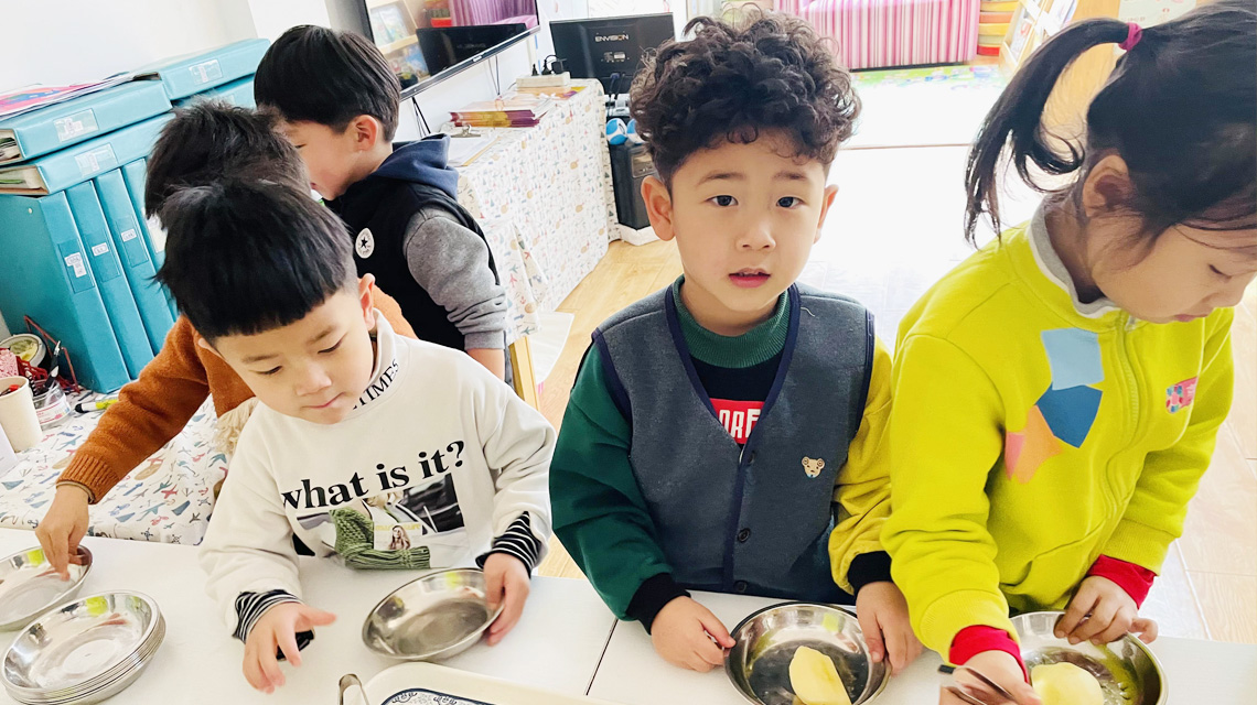 幼儿园保护视力预防近视宣讲,幼儿园保护视力预防近视倡议书