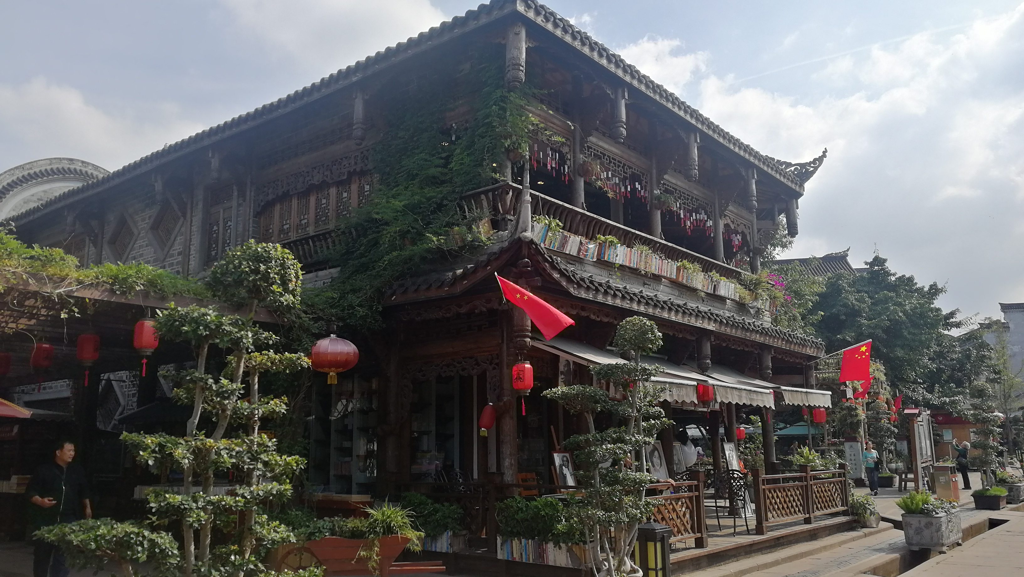 成都东郊龙泉驿区的洛带古镇,洛带古镇一日游攻略成都东站