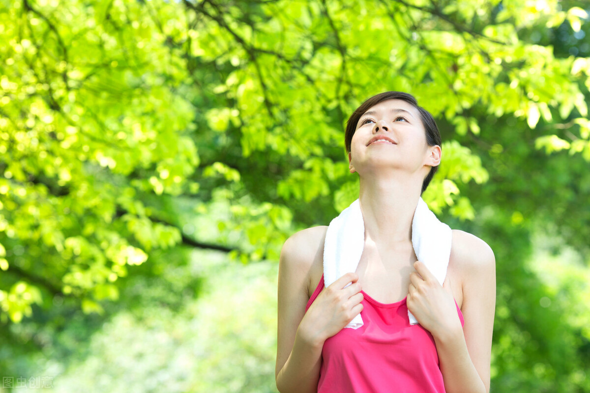 时刻提醒自己不要驼背,别驼背塌腰