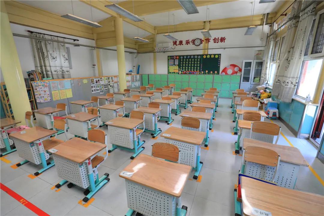 局领导督导检查学校开学工作,新学期开学准备工作