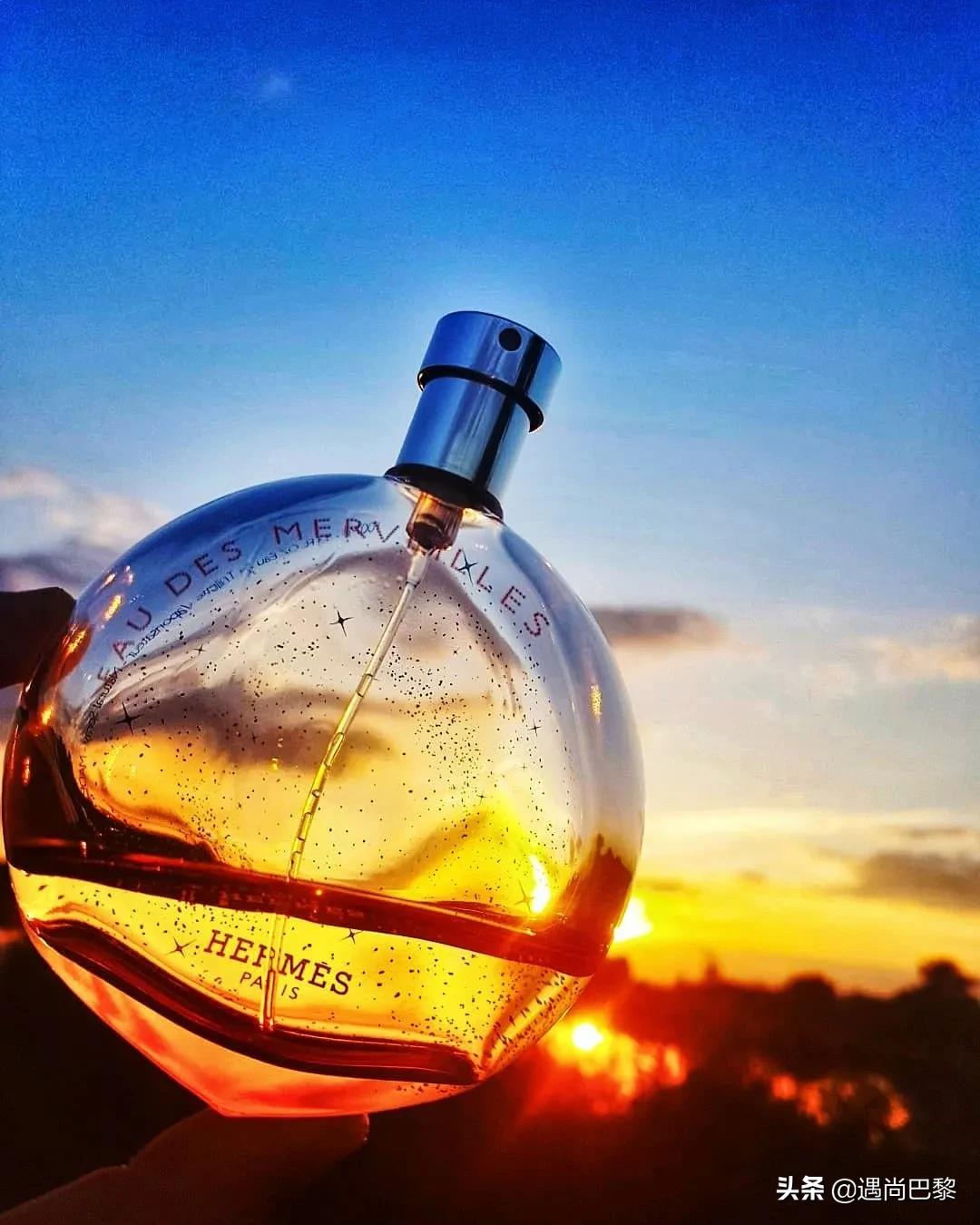 秋季换香？从姐姐们用的香水里找灵感吧