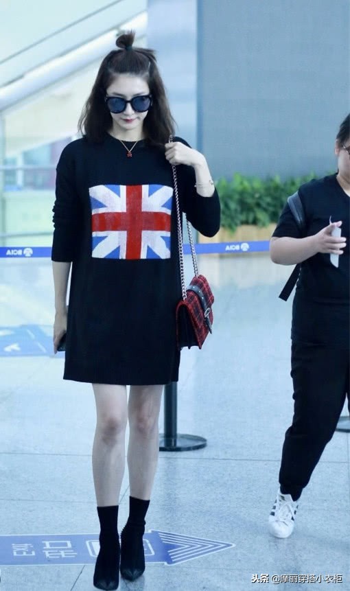 气质长针织裙怎么搭配,暖冬针织裙净色