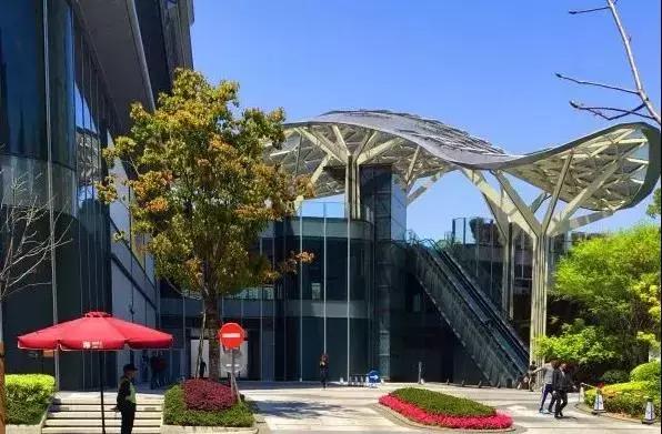 魔都最大商场,魔都最值得去的商场