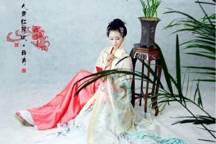 古代四大美女的一字诗,中国古代四大美女一字诗