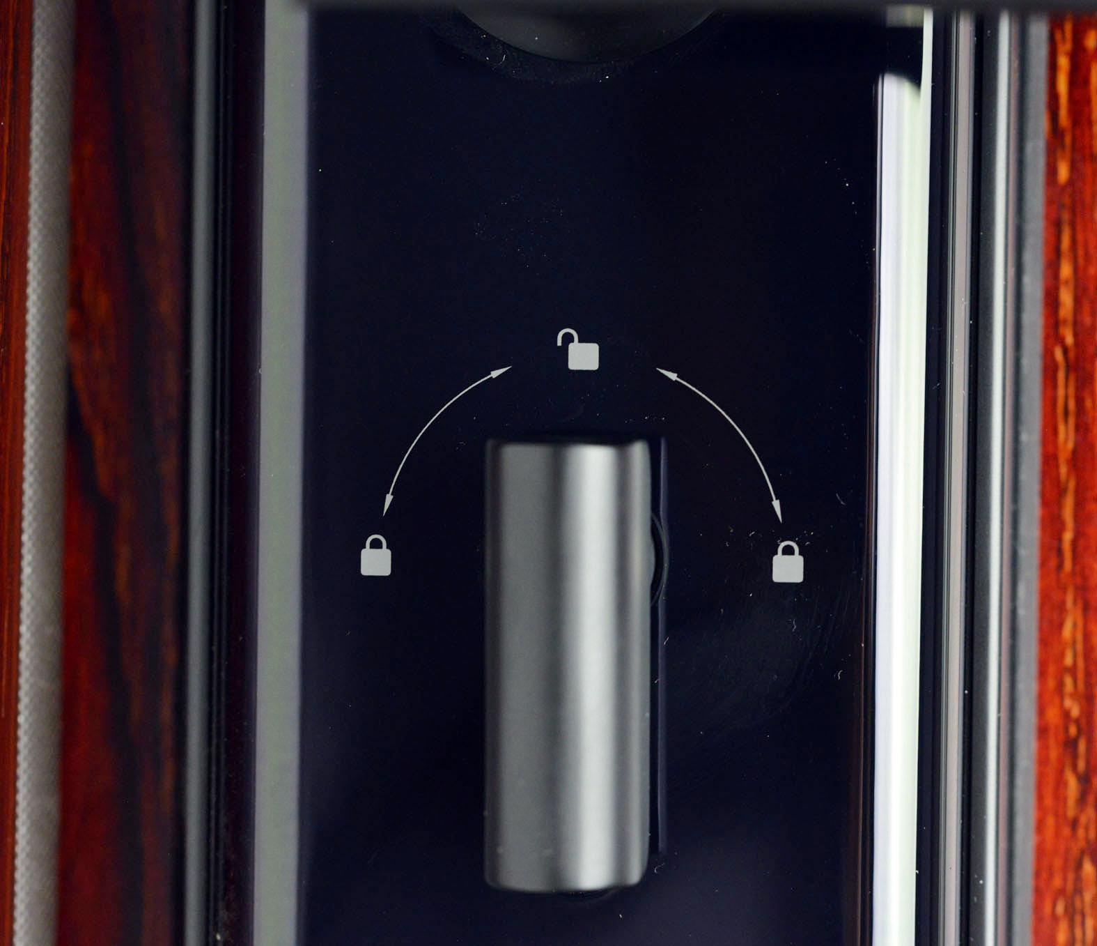 没带钥匙智能门锁,没带钥匙有办法开锁嘛