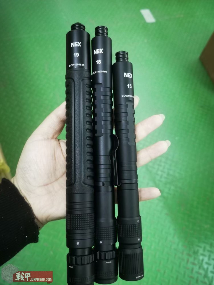纳丽德nex15寸带灯伸缩棍简评,纳丽德nex棍暴力测试