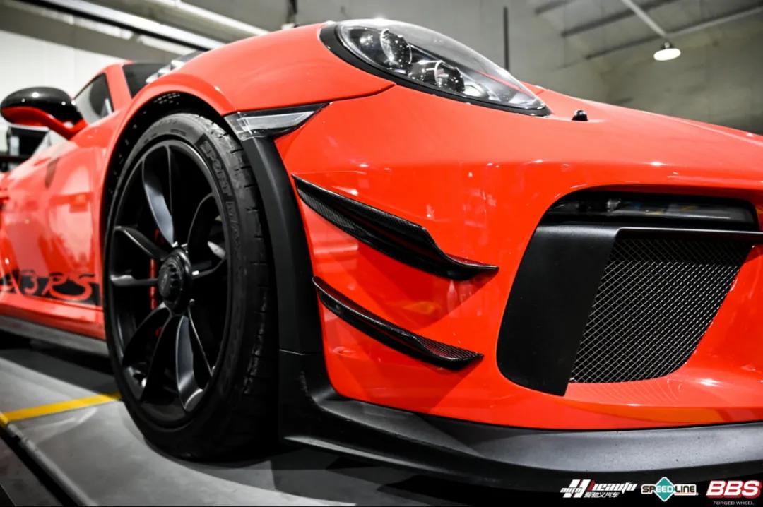 保时捷911gt3rs保养多少钱,提走一辆保时捷911gt3rs的过程