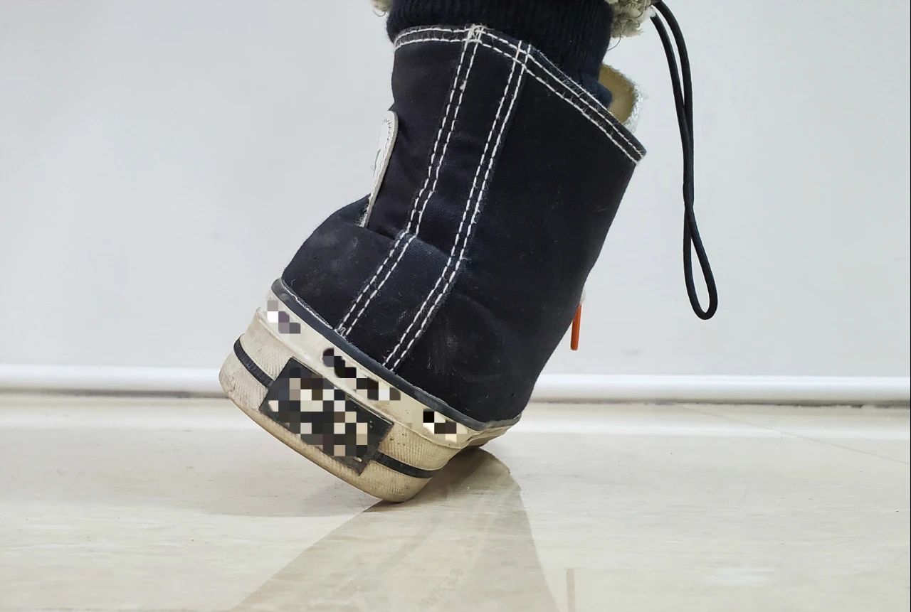 这么炫酷的运动鞋你见过吗,穿过最好看的运动鞋