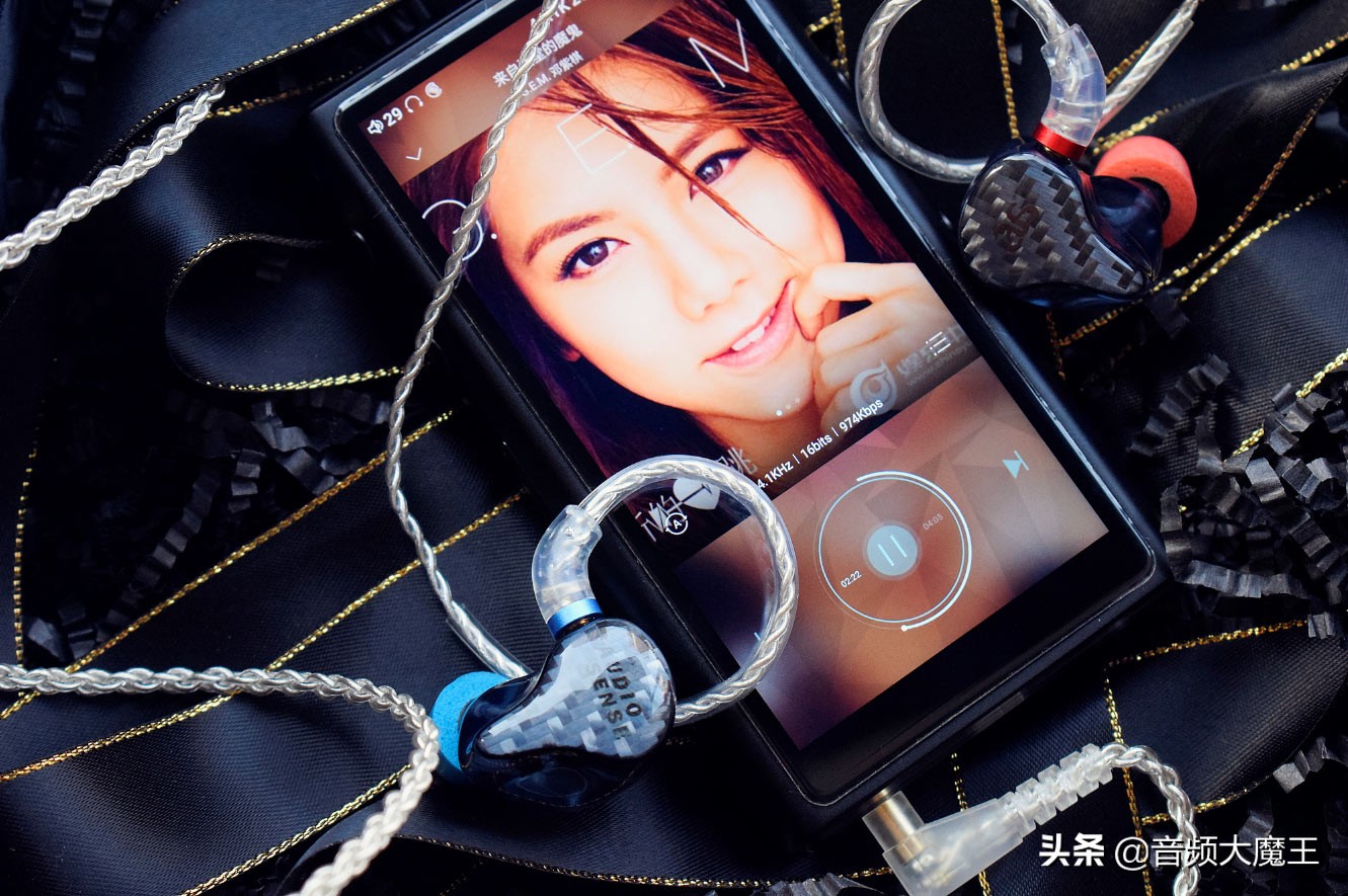 傲胜AudioSenseT800八单元动铁耳机评测：沉寂许久的国产新动力