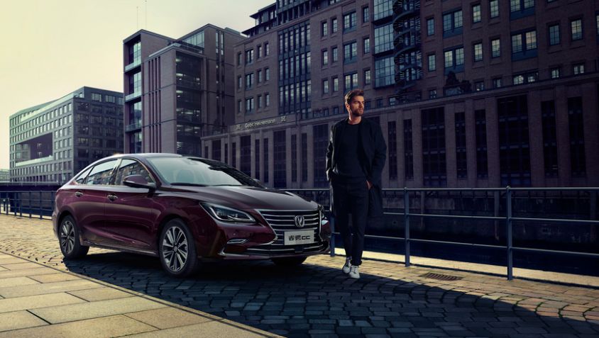 福州做四轮定位老师傅,修理店老师傅盲调四轮定位