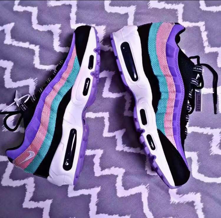 曾经火遍全球的神鞋最新复刻的联名鞋款只需5折就可以买入