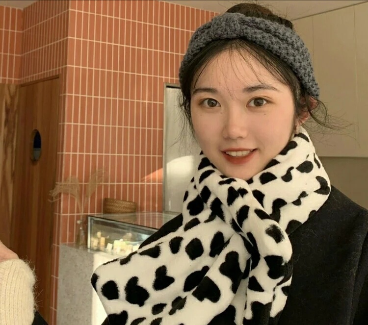 围巾怎么系才能好看又时尚,女士怎么样系围巾更好看