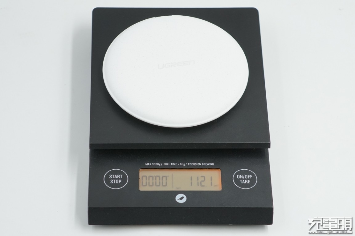 绿联无线充电宝拆解,绿联30瓦充电器拆解