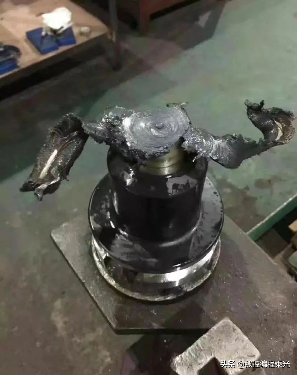 铣床跟cnc操作员有什么区别,cnc数控操作员是做什么的