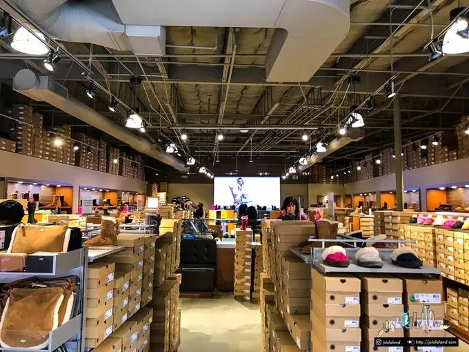 嗨购奥特莱斯大品牌白菜价,奥特莱斯品牌一折