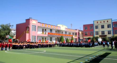 中国捐赠足球场,中国足球运动员捐赠足球球场