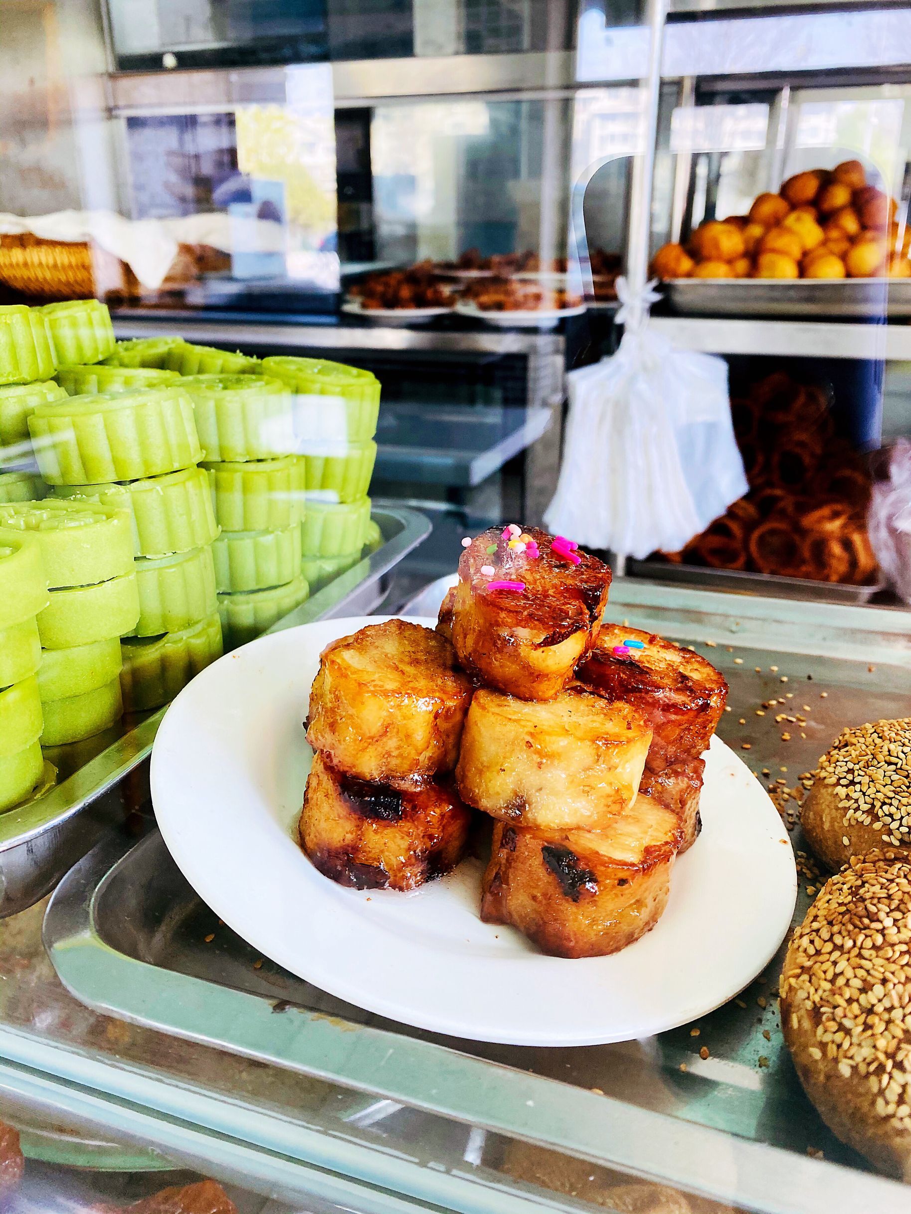 洪记白水羊头河间店抖音团购,天坛北门老磁器口豆汁店