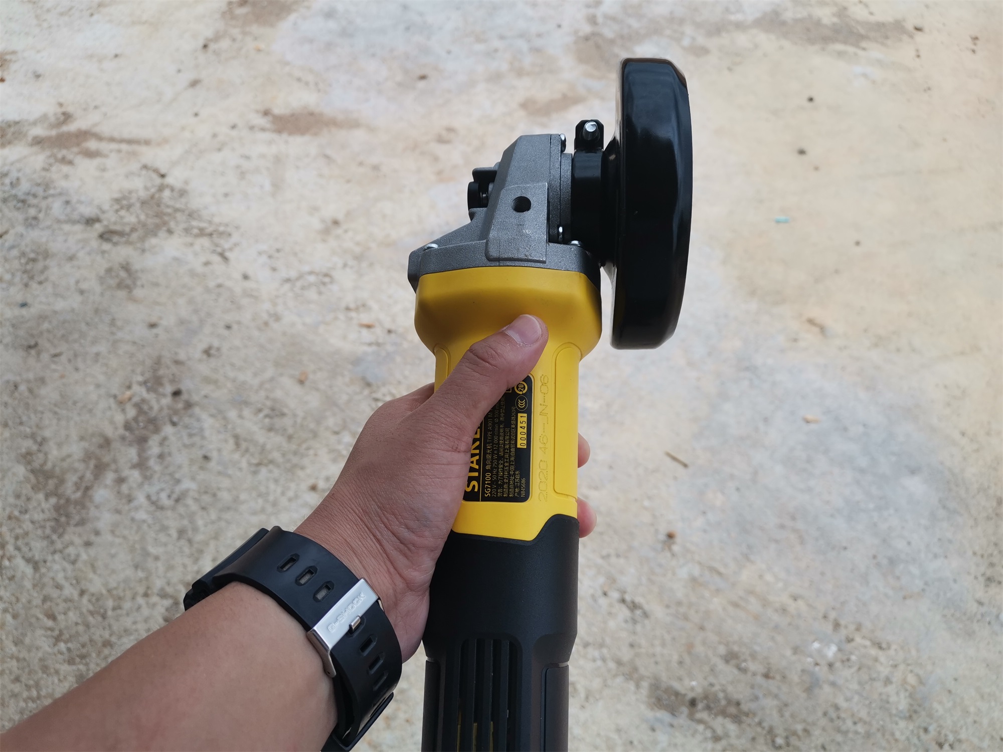 史丹利sg7100角磨机怎么用,史丹利7100角磨机质量好吗