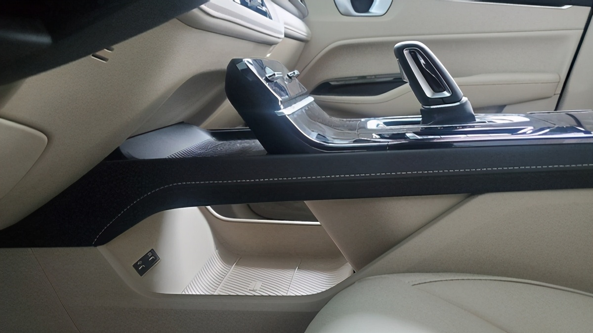 五菱凯捷真实车主动力评价,新司机买五菱凯捷怎么样