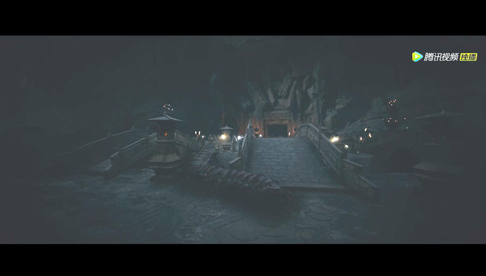 鬼吹灯之怒晴湘西大战蜈蚣精,花灵和老洋人去世后