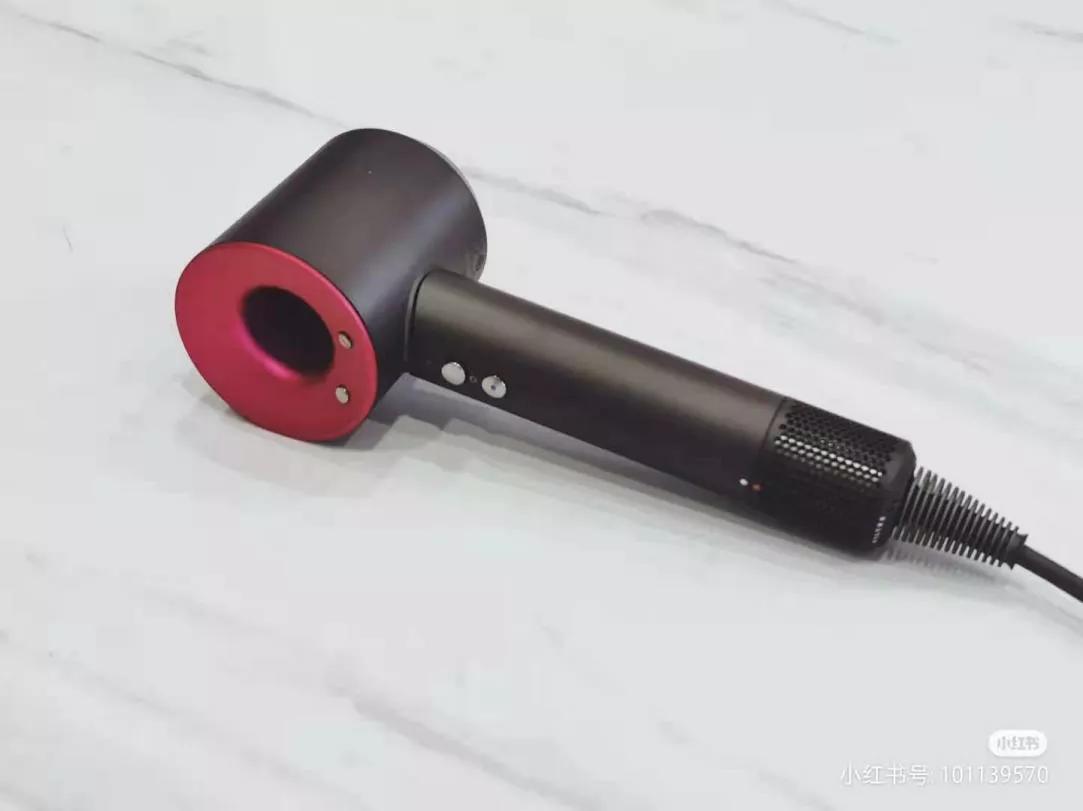 戴森礼盒版吹风机送女友合适吗,戴森吹风机礼物