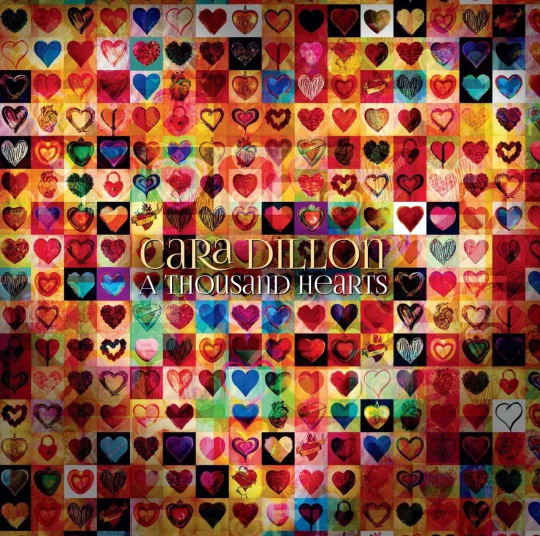 她是音乐之森的精灵，拥有被上帝吻过的嗓音